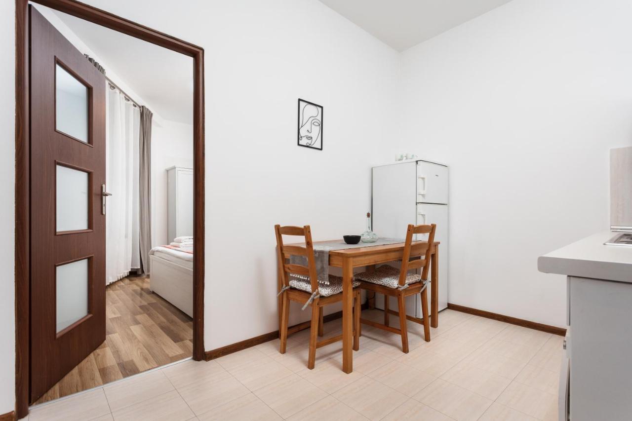 City Of The Kings-Camomile Apartment Krakow Bagian luar foto